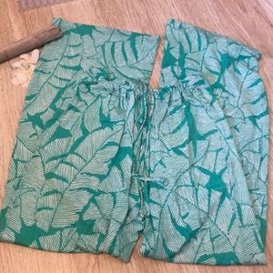 NWT ❤️ Tori Richards Pants